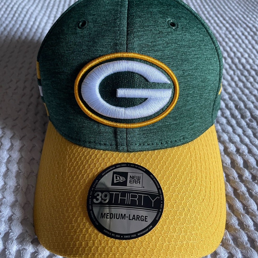 Green Bay Packers NFL hat. New Era. NWT